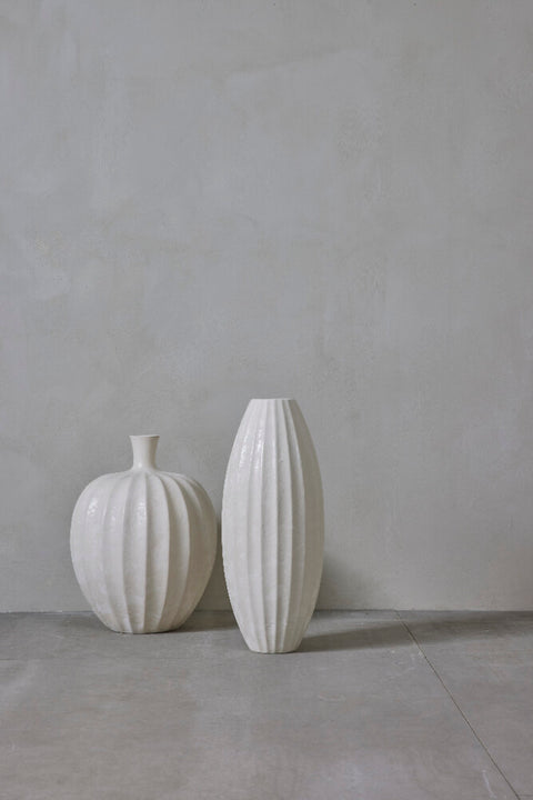 Esme vase H51 cm. blanc cassé