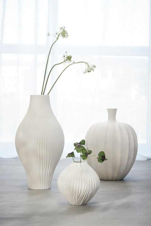 Esmia vase décorative H21 cm. blanc cassé